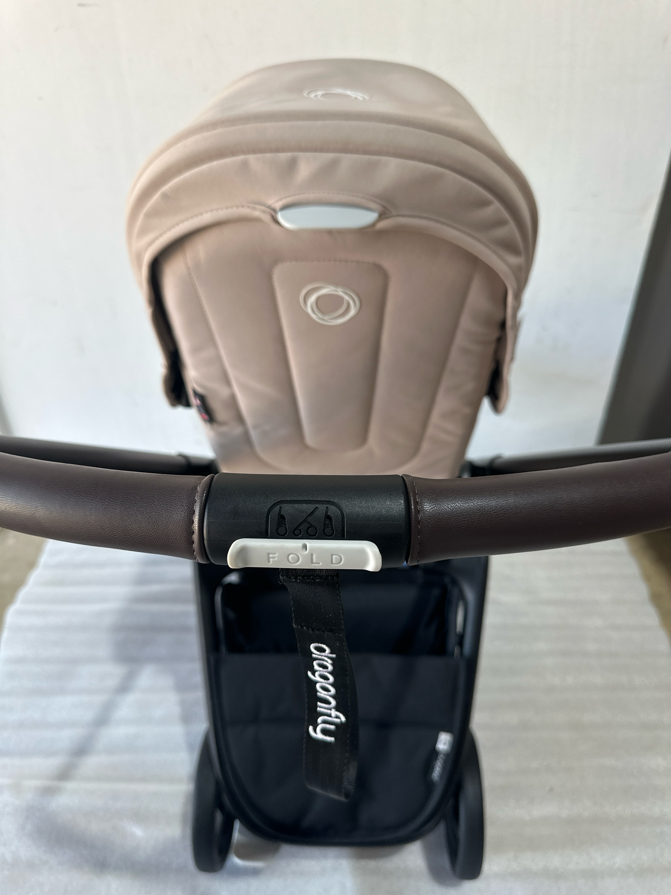 Premium Bugaboo Dragonfly - Taupe (beige)